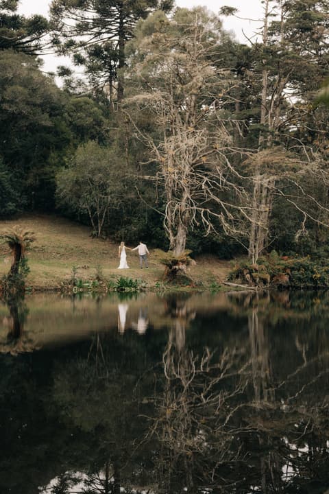 Detalhe da celebração no jardim